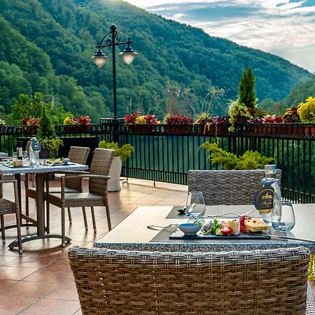 Palota Hotel 4*