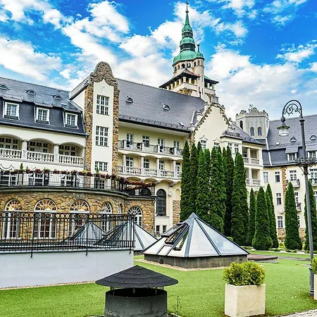 Palota Hotel