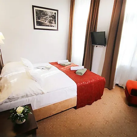 Palota Hotel 4*